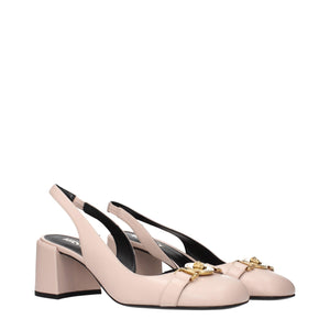 Rosa Lederpumps mit mittlerem Absatz