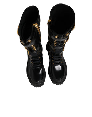Schwarze Stiefel mit Schnallen und Stretch-Einsatz