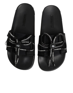 Slides mit Logo-Print, Strandschuhe in Schwarz