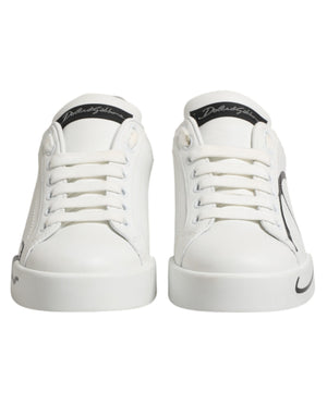 Weiße und graue Low-Top Sneaker aus Leder