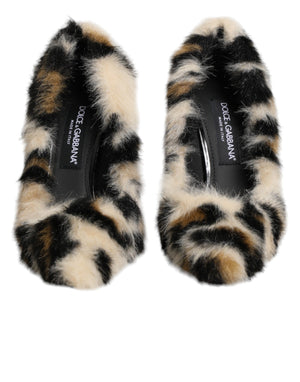 Braune Leoparden-High-Heels mit Fell