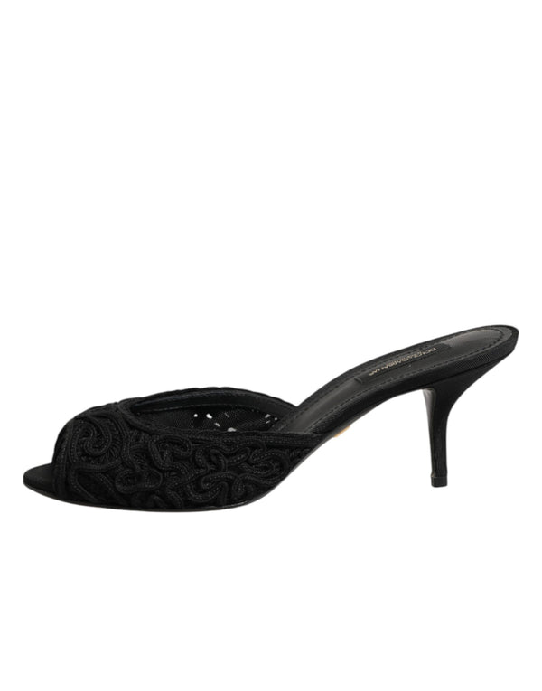 Schwarze bestickte Slip-On-Pantoletten mit Absatz