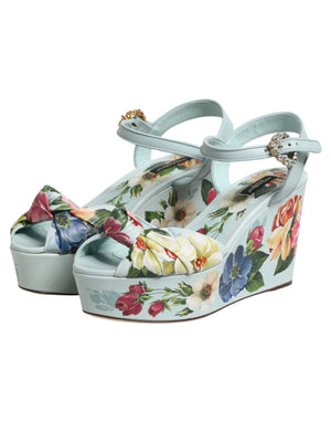 Grüne Blumen-Sandalen mit Knöchelriemen und Keilabsatz