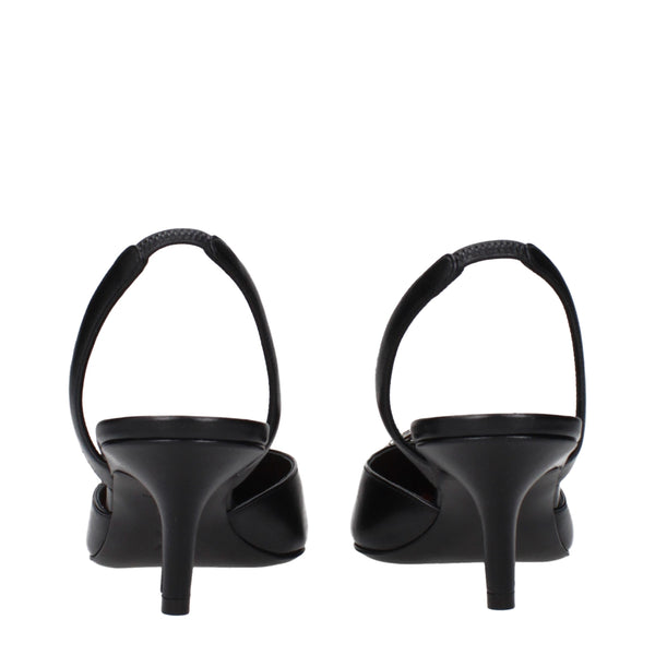 Schwarze Lederpumps