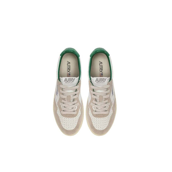 Weiße Leder-Sneakers mit niedrigem Schaft