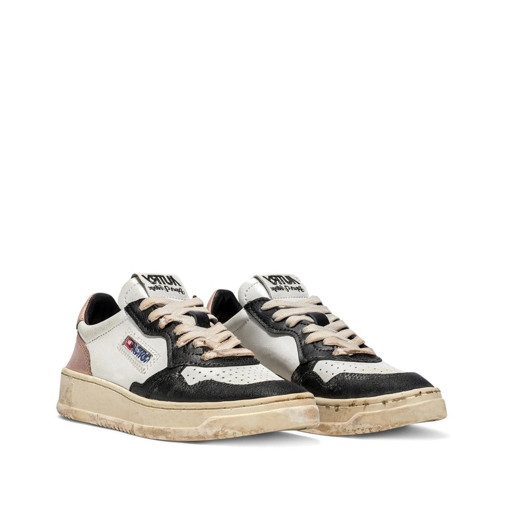 Weiße Leder-Sneaker mit niedrigem Schaft