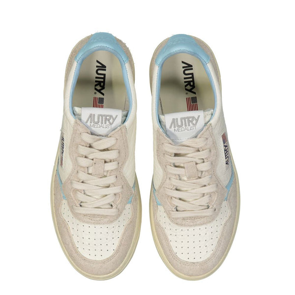 Weiße Ledersneaker