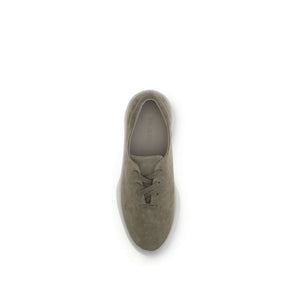 Beigefarbene Leder-Sneakers mit niedrigem Schaft