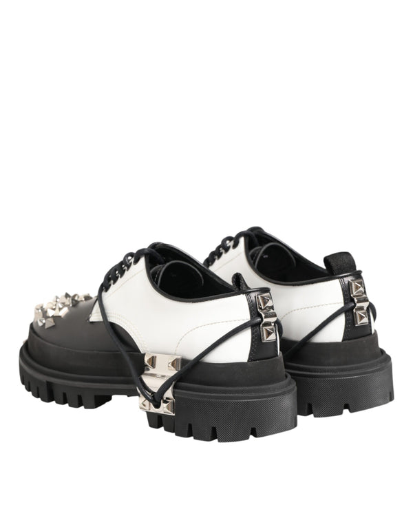 Schwarze-Weiße Herren-Derby-Schuhe mit Nieten