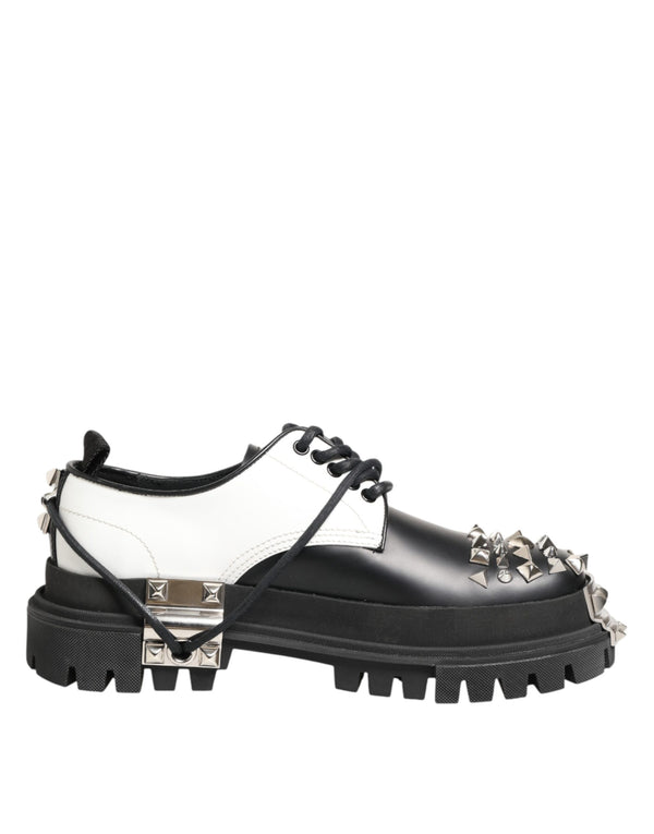 Schwarze-Weiße Herren-Derby-Schuhe mit Nieten