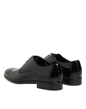 Schwarze Derby-Schnürschuhe aus Kalbsleder