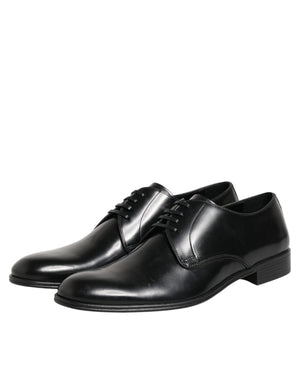 Schwarze Derby-Schnürschuhe aus Kalbsleder