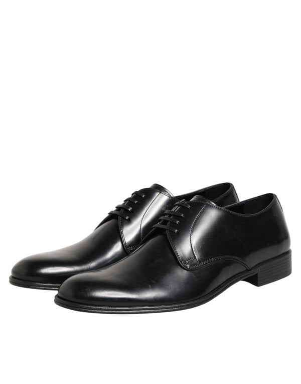 Schwarze Derby-Schnürschuhe aus Kalbsleder