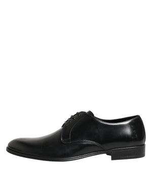 Schwarze Derby-Schnürschuhe aus Kalbsleder