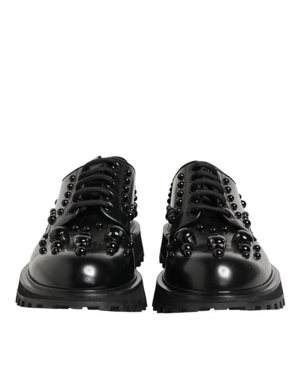Schwarze, mit Nieten besetzte Lederschnürschuhe für Herren