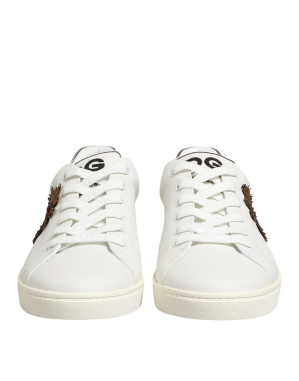 Weiße Leder-Sneaker mit Herz-Applikation