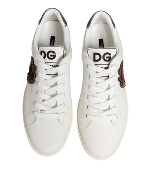 Weiße Leder-Sneaker mit Herz-Applikation