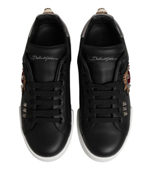 Schwarze Sneakers aus Leder mit Herz-Applikation