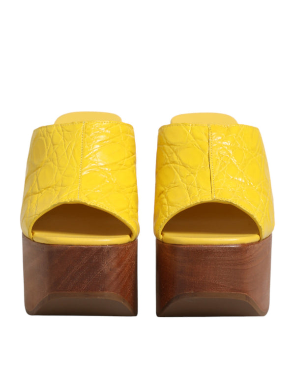 Gelbe Leder-Holz-Mule-Keil-Slides