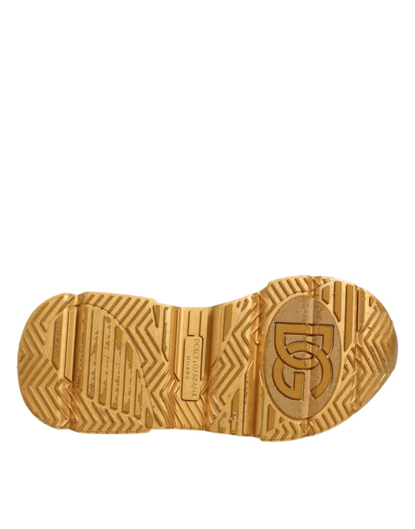 Weiße und goldene Daymaster Sneakers