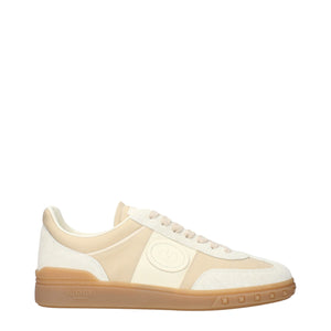 Beigefarbene Sneakers aus Stoff mit niedrigem Schaft