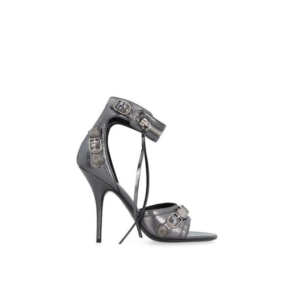 Graue Stiletto-Sandaletten aus Kalbsleder