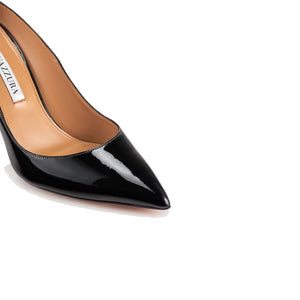 Schwarze Pumps aus Kalbsleder mit hohem Absatz