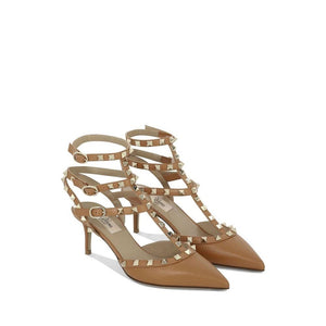 Braune Kalbshaut Pumps mit mittlerem Absatz
