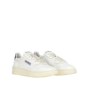 Weiße Ledersneaker