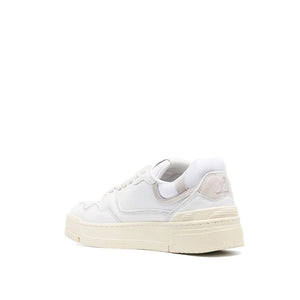 Weiße Leder-Sneakers mit niedrigem Schaft