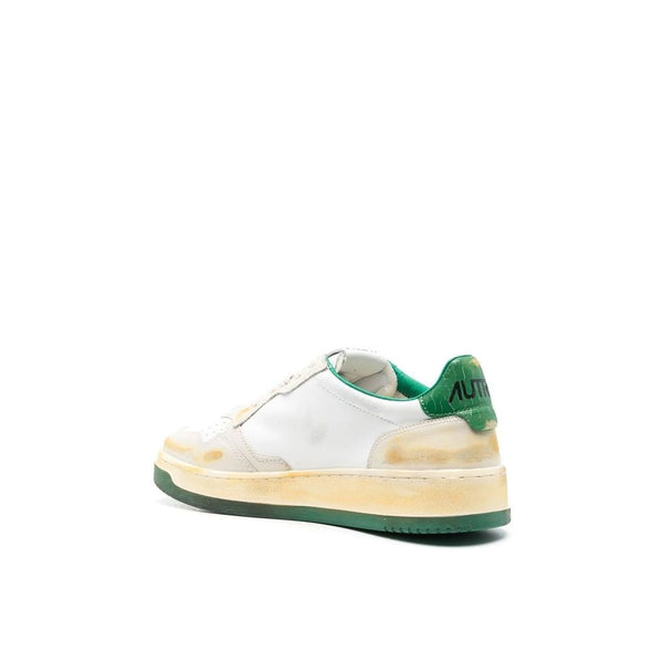 Weiße Leder-Sneaker mit niedrigem Schaft