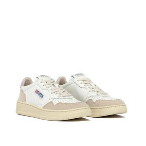 Weiße Leder-Sneaker mit niedrigem Schaft