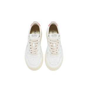 Weiße Leder-Sneaker mit niedrigem Schaft
