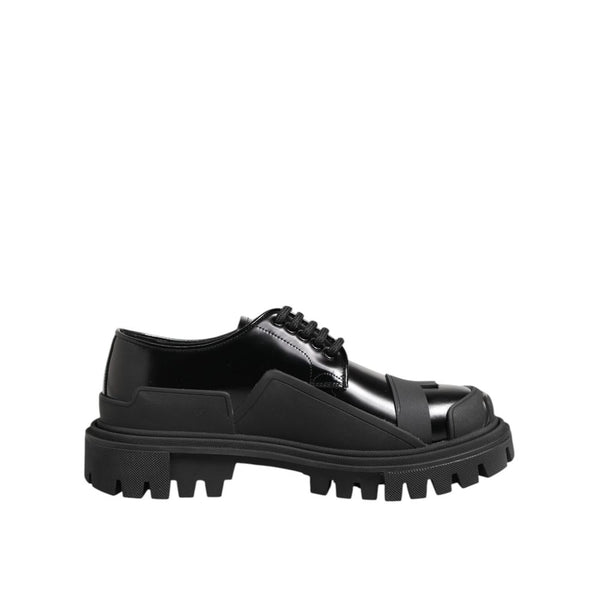 Schwarze Kalbsleder-Oxfords und -Derbies