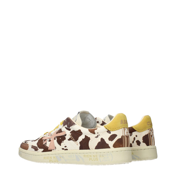 Beigefarbene Sneakers aus Leder