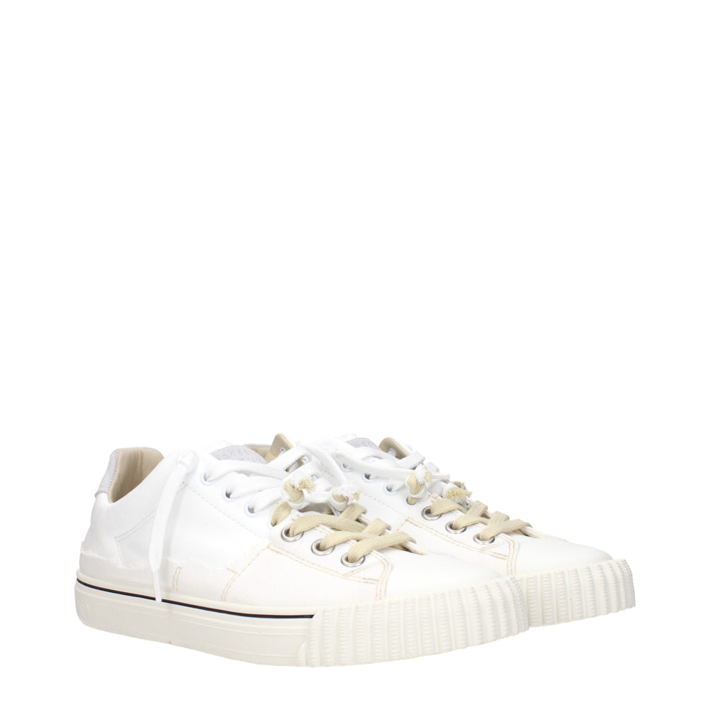 Weiße Leder-Sneaker mit niedrigem Schaft