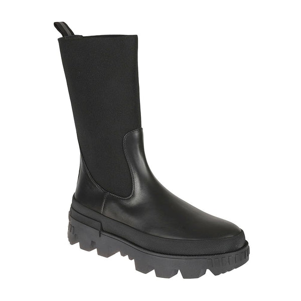 Schwarze Stiefel aus Kalbsleder