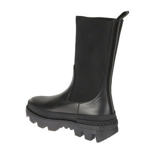 Schwarze Stiefel aus Kalbsleder