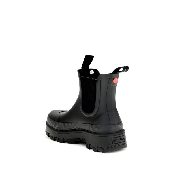 Schwarze Gummistiefel im Chelsea-Stil