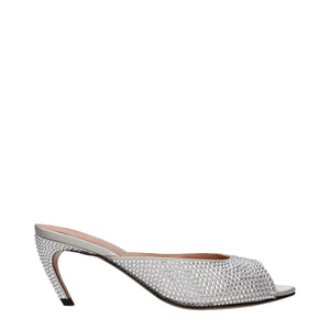 Silberne Satin-Stilettosandalen