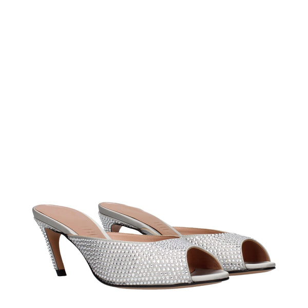 Silberne Satin-Stilettosandalen