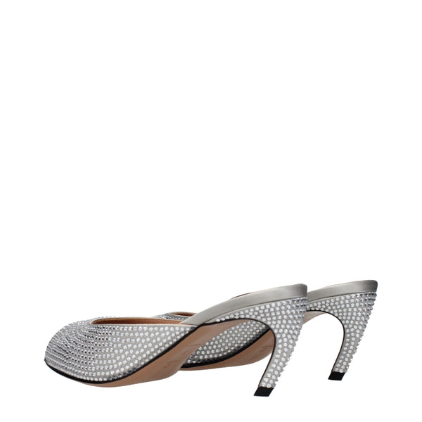 Silberne Satin-Stilettosandalen