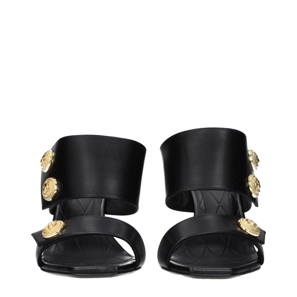 Schwarze Leder-Stilettosandalen