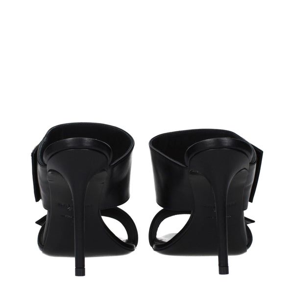 Schwarze Leder-Stilettosandalen